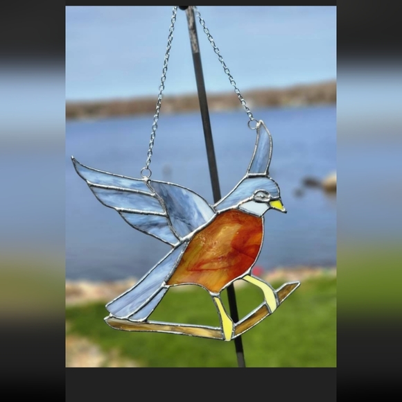 Wisconsin Robin Stained Glass Large Suncatcher Handmade - Picture 3 of 4